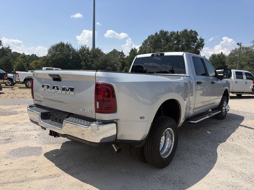 New 2027 RAM 3500 Big Horn AWD/4WD image 6