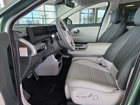 New 2026 Hyundai Ioniq 9 Calligraphy image 19