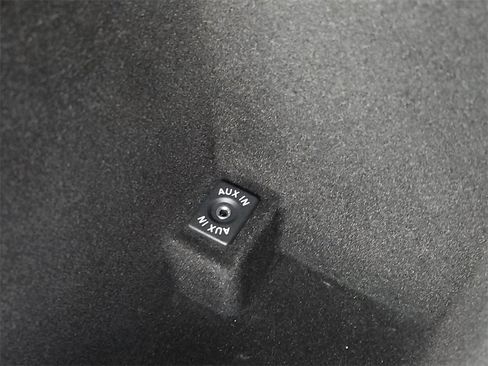 Used 2013 Volkswagen CC Sport image 16