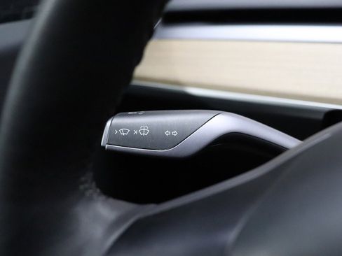 Used 2022 Tesla Model Y Performance image 39