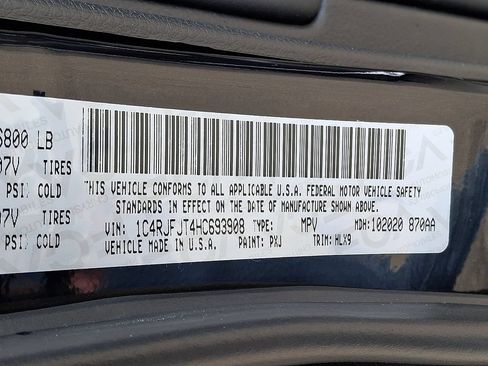 Used 2017 Jeep Grand Cherokee Summit w/ Platinum Series Group AWD/4WD image 28