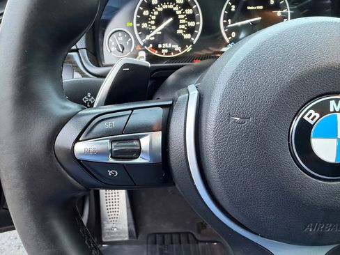 Used 2016 BMW 528i xDrive 528i xDrive Sedan 4D image 31