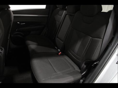 Certified 2023 Hyundai Tucson SEL AWD/4WD image 18