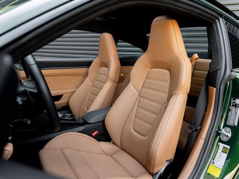 Used 2026 Porsche 911 Carrera GTS image 5