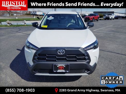 Used 2026 Toyota Corolla Cross L image 2