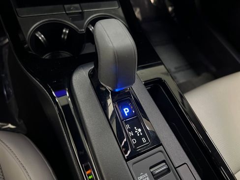 Used 2024 Toyota Prius XLE image 27