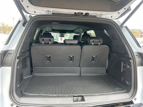 New 2026 Chevrolet Traverse RS w/ LPO, Floor Liner Package image 31