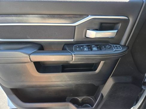 Used 2024 RAM 2500 Big Horn AWD/4WD image 40