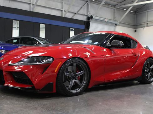 Used 2021 Toyota Supra Premium w/ Driver Assist Package RWD image 9