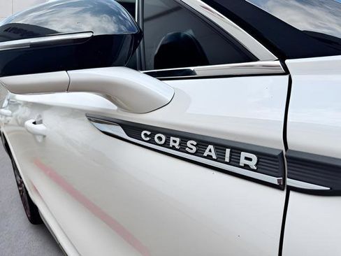 Used 2020 Lincoln Corsair Reserve w/ Appearance Package image 9