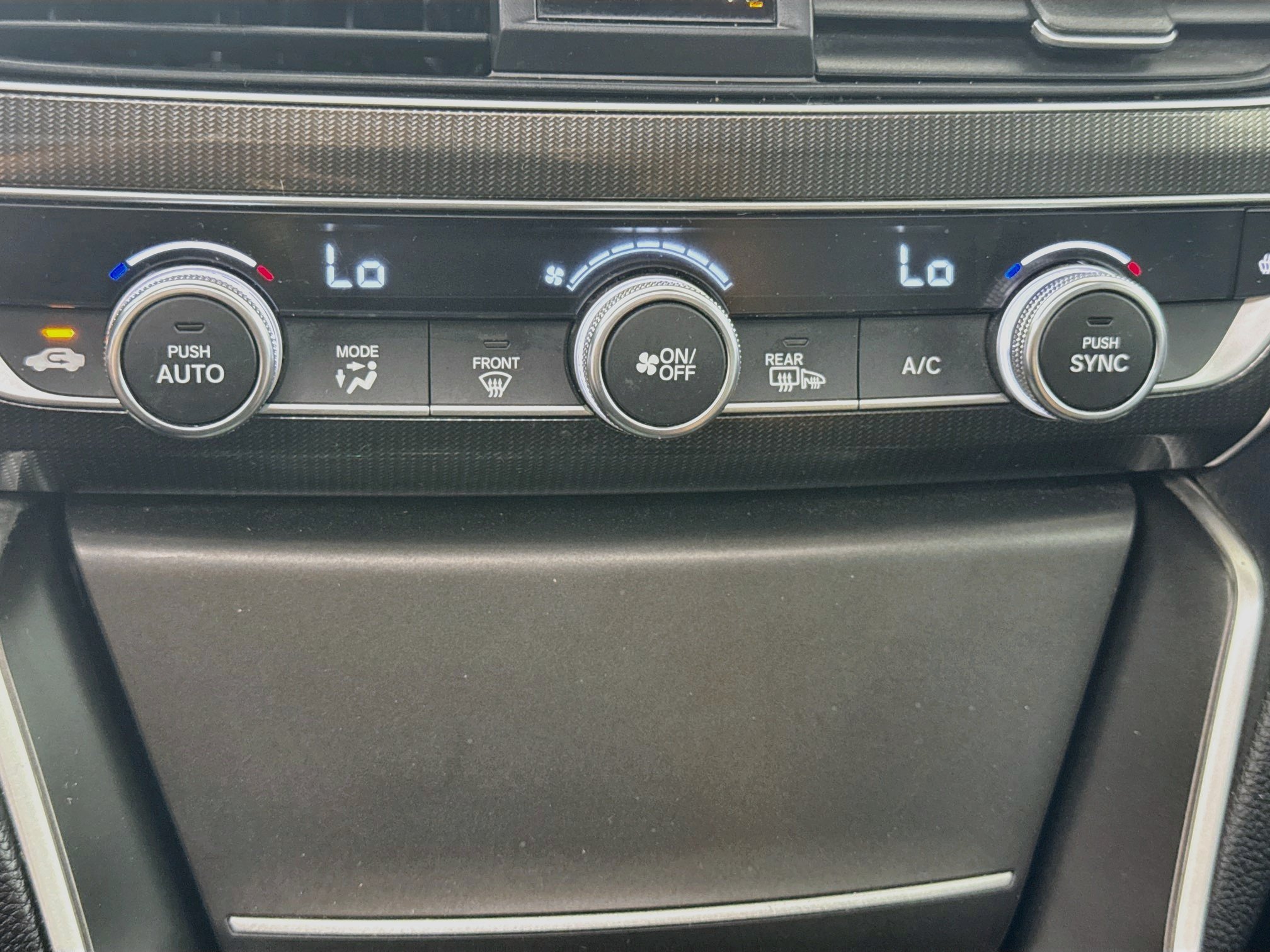 Used 2018 Honda Accord Sport image 16