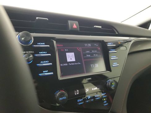 Used 2020 Toyota Camry TRD FWD image 26