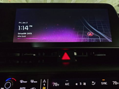 Certified 2025 Kia Sportage EX image 30