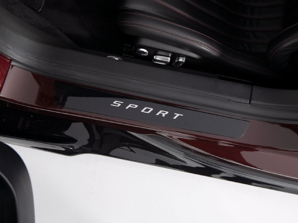 Used 2019 Bugatti Chiron AWD/4WD image 23