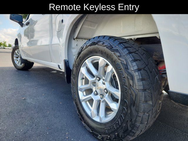 Used 2024 Chevrolet Silverado 1500 W/T AWD/4WD image 19