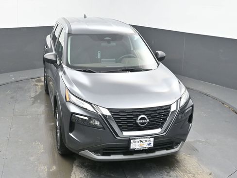 Used 2023 Nissan Rogue S image 33