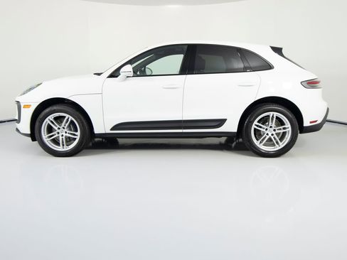 New 2026 Porsche Macan image 7