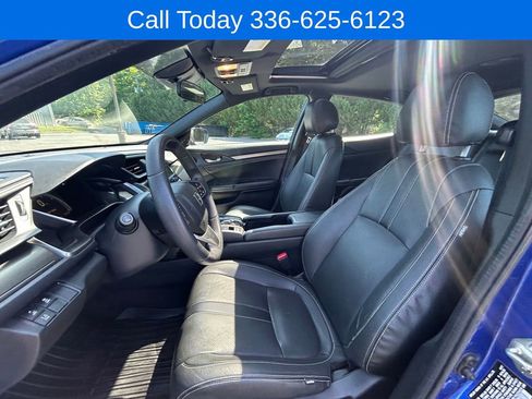 Used 2018 Honda Civic EX image 19