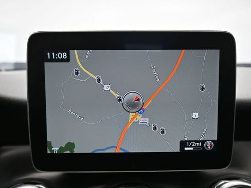 Used 2019 Mercedes-Benz GLA 250 4MATIC image 18