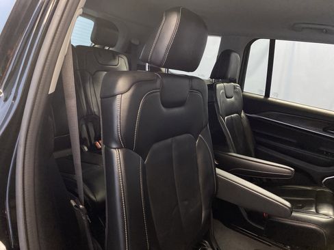 Certified 2021 Jeep Grand Cherokee L Limited image 42