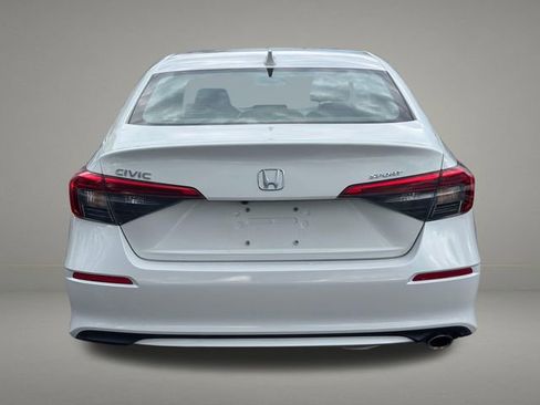 Used 2025 Honda Civic Sport image 4