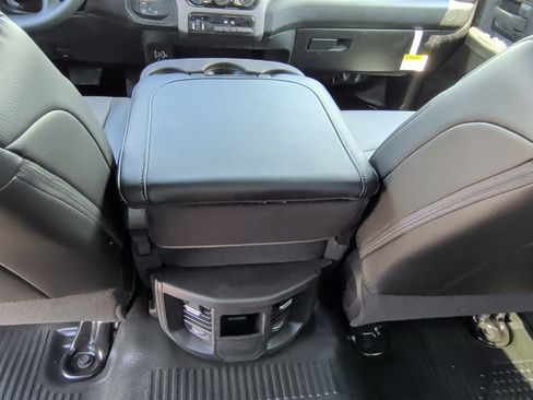 New 2026 RAM 3500 Tradesman w/ Chrome Appearance Group A AWD/4WD image 37