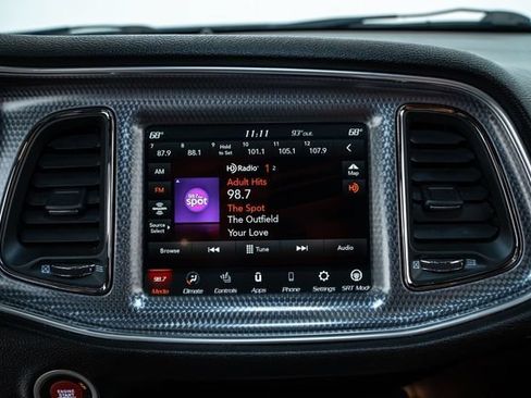 Used 2018 Dodge Challenger SRT Hellcat RWD image 32