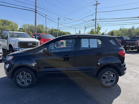 Certified 2022 Ford EcoSport S AWD/4WD image 3