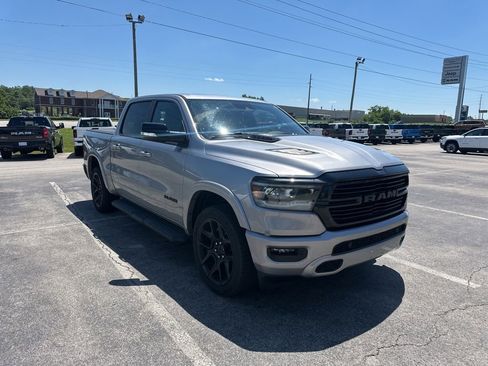 Used 2022 RAM 1500 Laramie AWD/4WD image 2