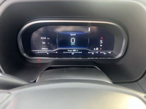 Certified 2023 Chevrolet Suburban Premier image 22