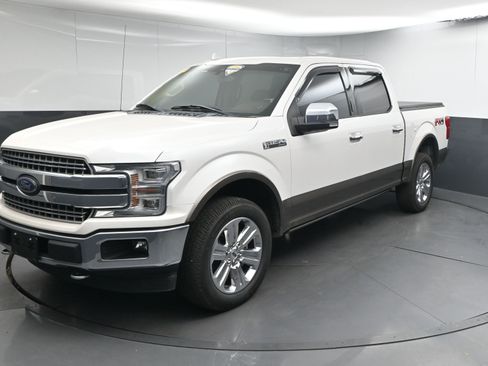 Used 2018 Ford F150 Lariat w/ Equipment Group 502A Luxury image 8