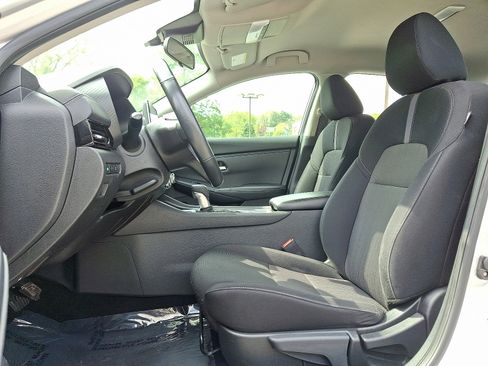 Used 2023 Nissan Sentra SV image 14