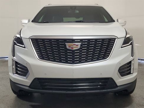 Used 2023 Cadillac XT5 Luxury image 2