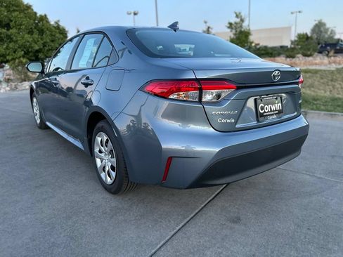 Used 2026 Toyota Corolla LE FWD image 5