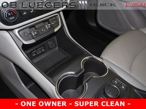 Certified 2024 GMC Terrain SLT image 22