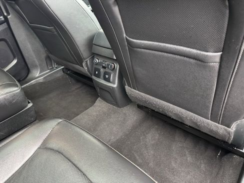 Certified 2018 Ford Explorer Limited w/ Equipment Group 301A image 21