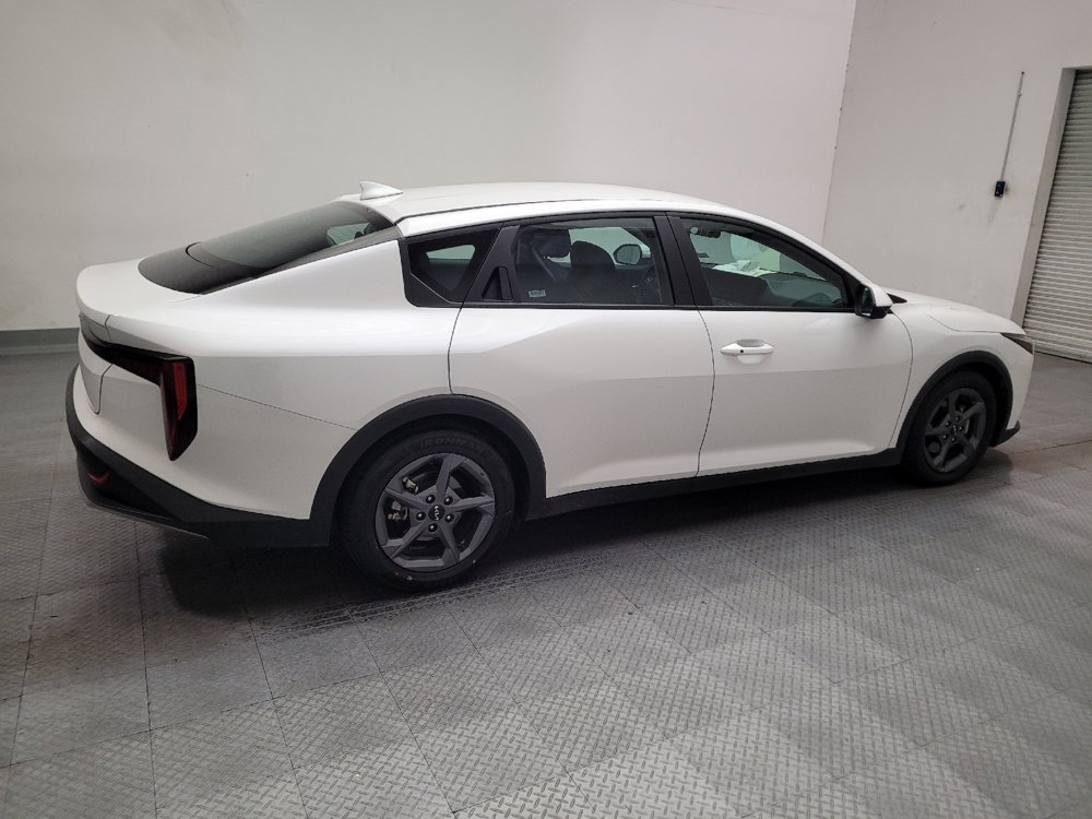 Used 2025 Kia K4 FWD image 10