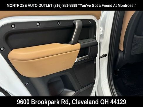 New 2025 Land Rover Defender 110 X-Dynamic SE image 23