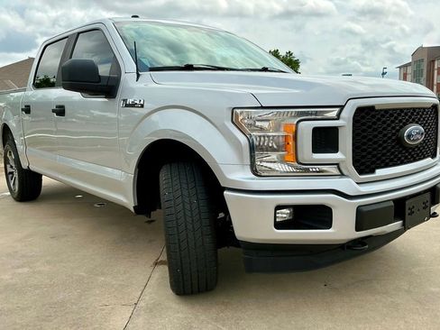 Used 2019 Ford F150 XL w/ Equipment Group 101A Mid AWD/4WD image 2