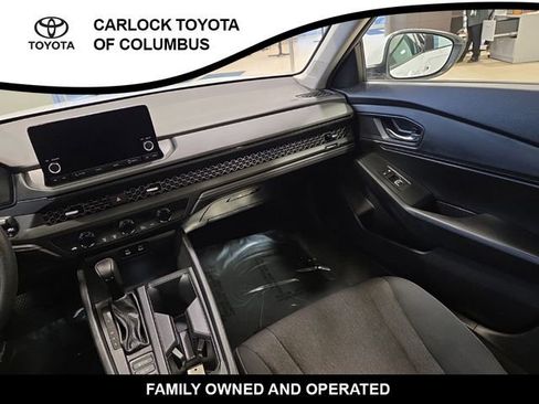 Used 2024 Honda Accord EX image 18