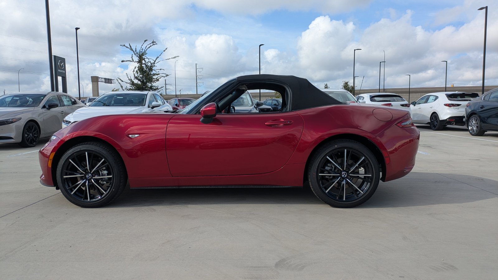 New 2026 MAZDA MX-5 Miata Grand Touring RWD image 3