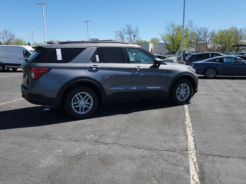 New 2026 Ford Explorer Active AWD/4WD image 15