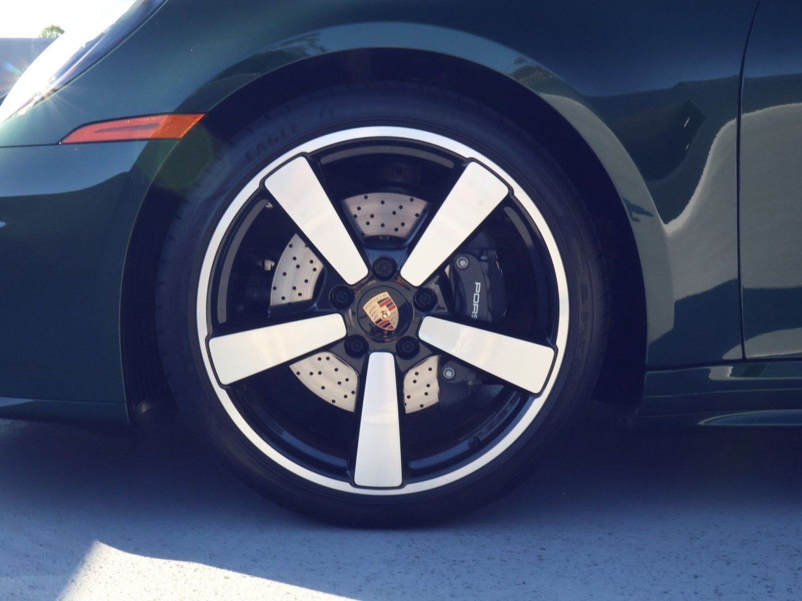 Certified 2026 Porsche 911 Carrera RWD image 23