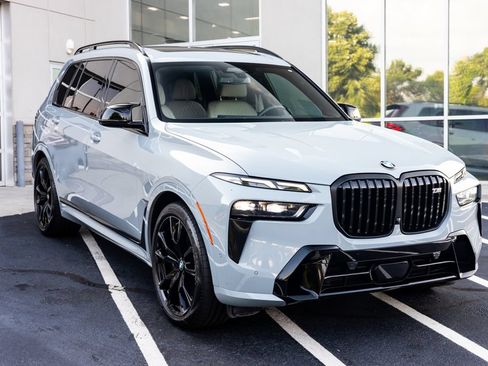 Used 2024 BMW X7 M60i w/ Executive Package AWD/4WD image 7