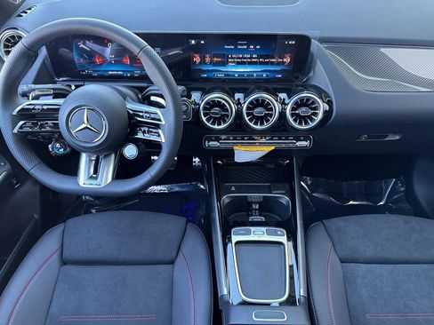New 2026 Mercedes-Benz GLA 35 AMG 4MATIC image 26