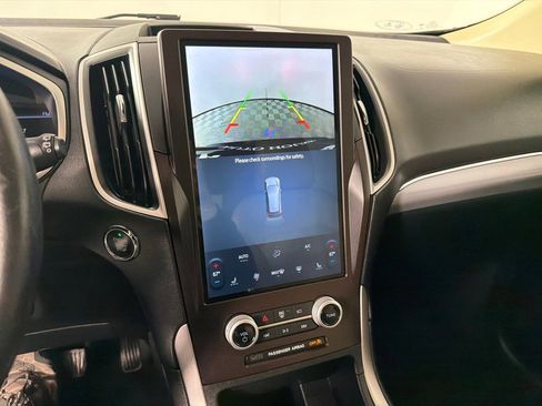 Used 2021 Ford Edge SEL w/ Cargo Accessory Package FWD image 18