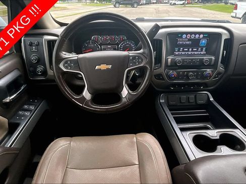 Used 2018 Chevrolet Silverado 1500 LT w/ All Star Edition AWD/4WD image 5