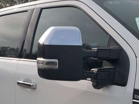 Used 2025 Ford F450 King Ranch w/ Chrome Package image 10