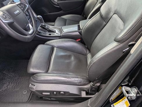 Used 2010 Saab 9-5 Aero w/ Rear Passenger Package image 9