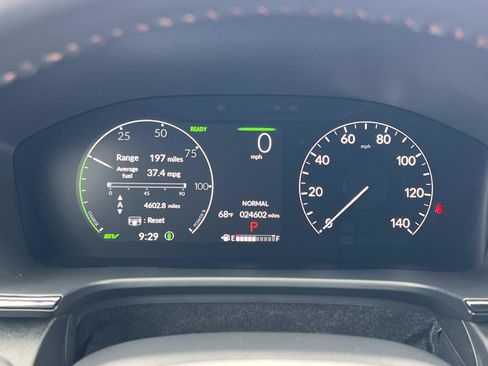 Certified 2025 Honda CR-V Sport image 11